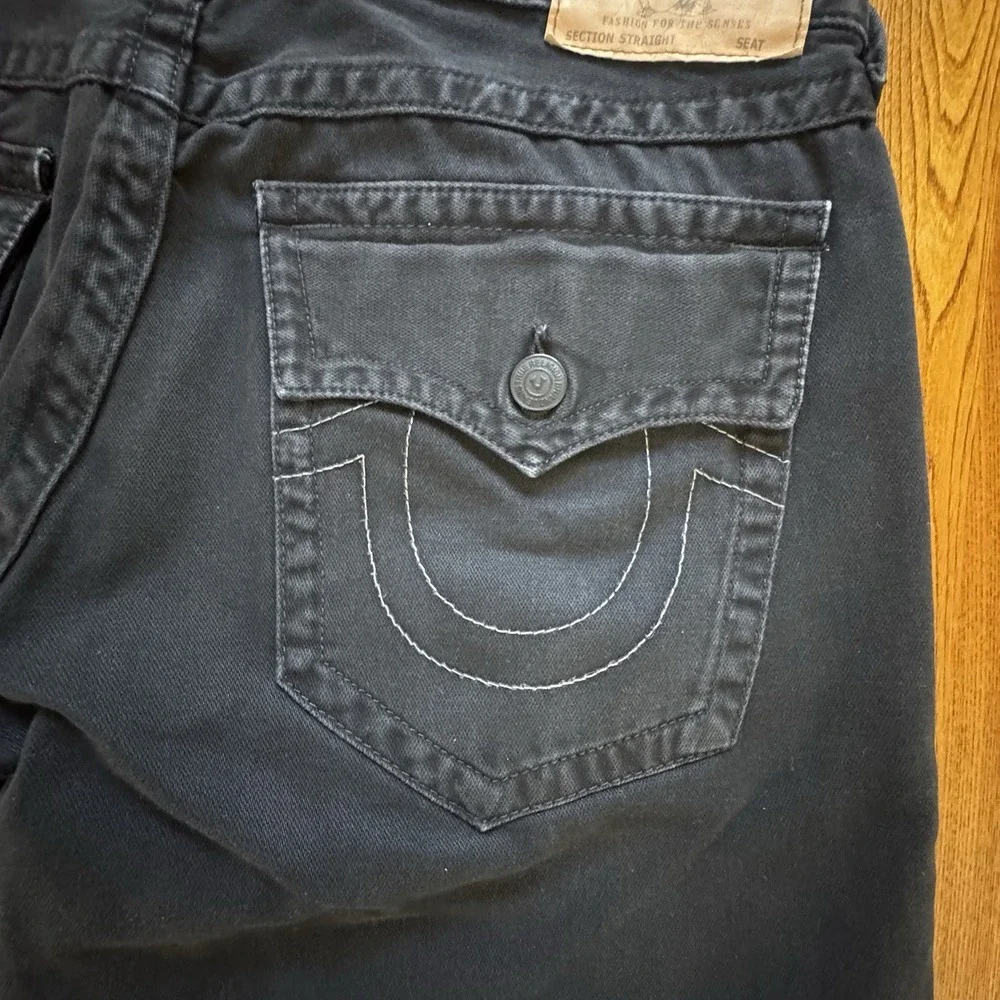 True Religion Black Straight Flap Pocket Cut-Off‎ Cotton Bermuda Shorts Men's 38